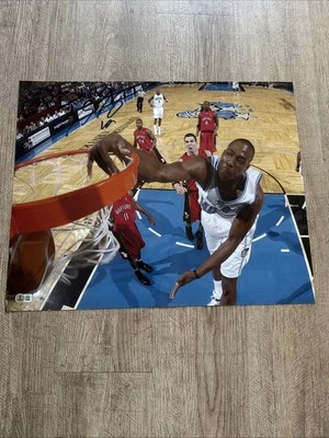 DWIGHT HOWARD SIGNED 16X20 PHOTO ORLANDO MAGIC BECKETT BAS AUTOGRAPH AUTO - Image 1 of 3