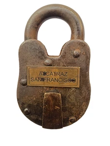 Vorhängeschloss Rustikal Antik Alcatraz San Francisco 4" Gusseisen Schloss & ... - Bild 1 von 9