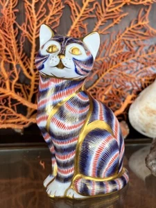 Estatuilla Imari Cat Royal Crown Derby English Bone China PaperWeight 1989 vintage - Imagen 1 de 6