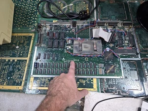 Scheda madre Atari 1040STF 220V Euro Exact REV D - funzionante - senza arcobaleno - non testata - Foto 1 di 24