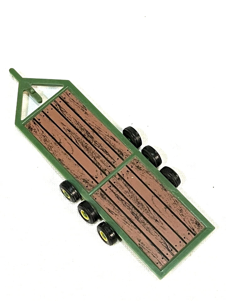 1986 Ertl Farm Toys 1/64 Triple Axle Implement Flatbed Trailer John Deere - Image 1 of 4
