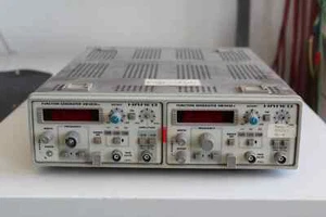 Hameg Function Generator HM8030-4 + HM8030-4 - Bild 1 von 1
