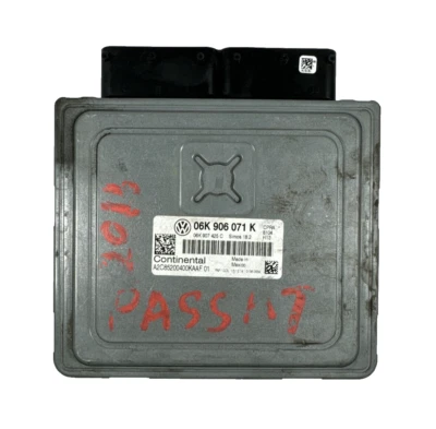 Volkswagen Passat 2015 módulo de control informático motor 1,8 ECM ECU 06K906071 K OEM Foto 1 de 3