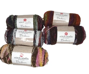 Stitch Studio Nicole Bordeaux 10oz/612yd gemischtes Set 5 Knäuel 3 voll 2 fast voll - Bild 1 von 6