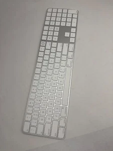 Apple Magic Keyboard 2 with Touch ID and Numeric Keypad for Mac MK2C3LL/A (READ) - Photo 1/1