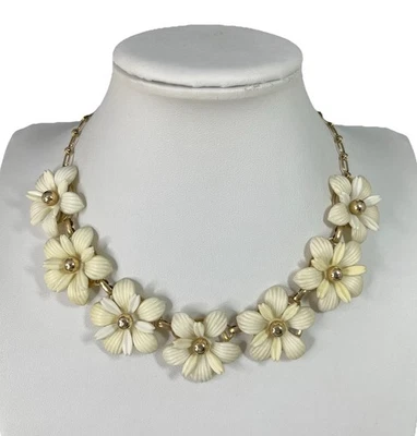 "Collar Gargantilla Flor Vintage Tono Dorado Blanco Plumeria Declaración Retro 16""" Foto 1 de 4