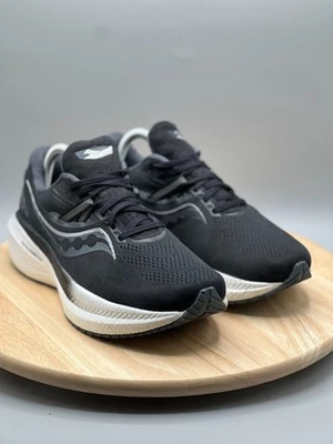 Zapatillas deportivas Saucony Triumph S10760-10 negras para mujer talla 10 W Foto 1 de 4