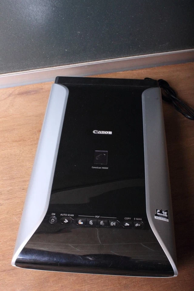 Canon CanoScan 9000F Mark II Flatbed Scanner AC 100V Only Tested Excellent - Image 1 of 4