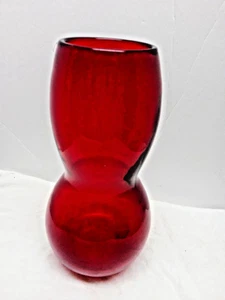 Vintage MCM Ruby Red Thick Art Glass Bubble Medium Flower Bouquet Vase 9" Tall - Picture 1 of 11