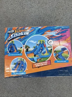 NERF Super Soaker Mega Island tobogán acuático inflable parque arena casa de rebote Foto 1 de 4