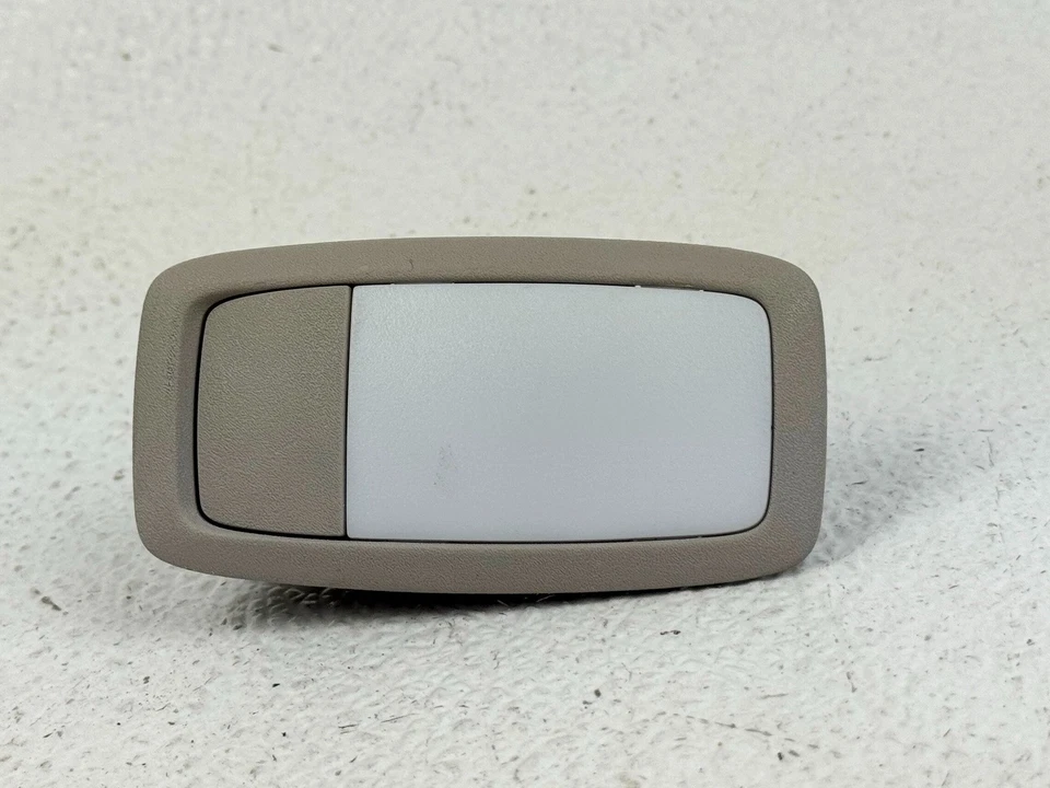 22-25 INFINITI QX60 TRASEIRA DIREITA OU TRASEIRA ESQUERDA CÚPULA MAPA DE LEITURA LÂMPADA FABRICANTE DE EQUIPAMENTO ORIGINAL - Imagem 1 de 2