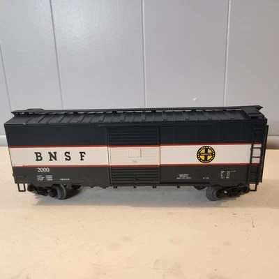 Weaver Ultra Line 40' PS-1  BOXCAR BNSF (Green) Rd # 2000 Lionel/MTH/Atlas Compl - Image 1 of 4
