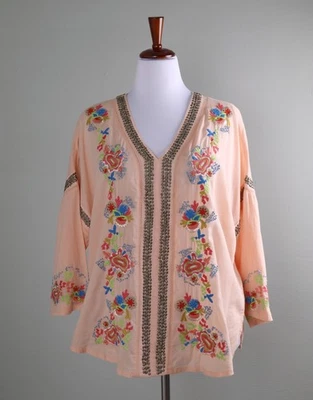 Top Boho SOFT AROUND $118 Floral Bordado Embellecido Talla XL Foto 1 de 4