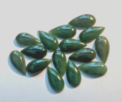 CABINAS VINTAGE VERDE TAIWÁN FORMA PERA 17X9MM ¡LOTE DE 5 PIEZAS POR DEBAJO AL POR MAYOR! Foto 1 de 3