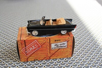 Voiture miniature Norev Hachette Simca Chambord Présidentielle 1958 Boîte 1/43 - Photo 1/4