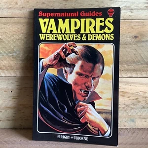 GUÍAS SOBRENATURALES USBORNE VAMPIROS HOMBRES LOBO Y DEMONIOS - PRIMERA EDICIÓN - Imagen 1 de 8