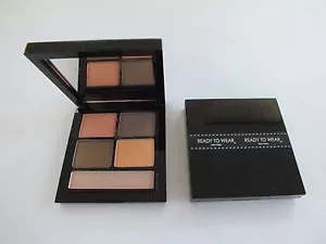2 READY TO WEAR COLOR COUTURE TRENDS EYE PALETTE ALL SKIN TYPES - FS - NEW - Picture 1 of 4