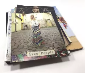 FREE PEOPLE 13 Boho Clothing Fashion Catalogs Junk Book Journals Catalog Lot - Foto 1 di 22