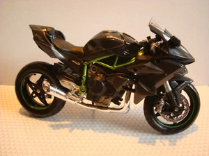 Kawasaki Ninja H 2 R Black (Carbon) schwarz Maisto 1:12 Originalverpackt - Bild 1 von 3