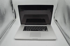 Grade B Apple MacBook 17" A1297 2010 2.53Ghz 1TB HDD 8GB RAM MC024LL/A - Picture 1 of 7