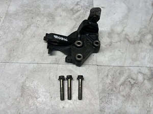 01-05 HONDA CIVIC - D17 - SOPORTE DE MONTAJE DE BOMBA DE DIRECCIÓN ASISTIDA - FÁBRICA OEM D17 - Imagen 1 de 3