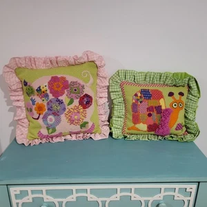 2 Set Groovy Retro Needlepoint Pillow Pig Snail 70's Whimsical OOAK Handmade MCM - Picture 1 of 14