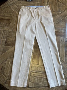 Pantalones chinos Brooks Brothers Advantage Clark Fit caqui para hombre 34x34 clase frente plano - Imagen 1 de 7