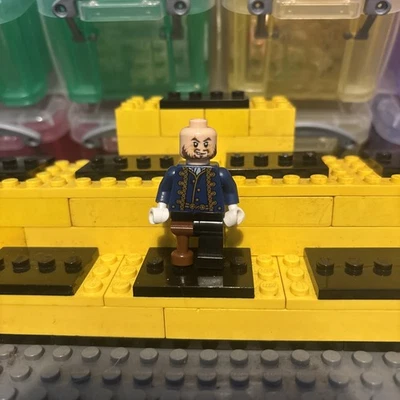 LEGO CAPTAIN HECTOR BARBOSSA minifigure POTC set 4192 figure poc028 - Image 1 of 4