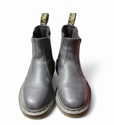 DR MARTENS Doc Cuero Negro Chelsea Unisex Juvenil Talla Hombres 4 Mujeres 5 Foto 1 de 4