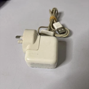 Genuine Apple USB Charger Power Adapter A1402 With 30-Pin USB Cable - Picture 1 of 8