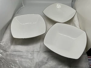 3 - Mikasa Couture Platin - ANO10 - 7" Suppenschüsseln - Neu mit Etikett - Bild 1 von 5