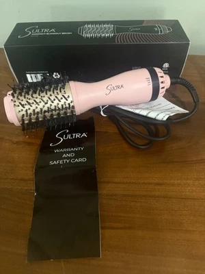 Nuevo en caja Sultra Compack Blowout Brush - Rosie Foto 1 de 2