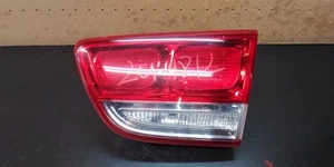 16 17 18 KIA SORENTO PASSENGER RIGHT OUTER TAIL LIGHT OEM 92404-C6 - Picture 1 of 6