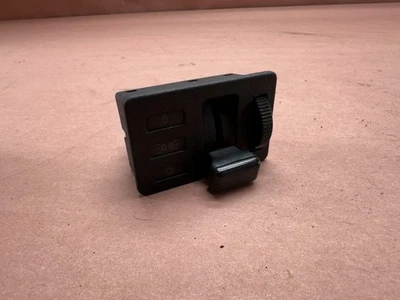 Interruptor de luz de cabezal de tablero BMW E28 528e 524td 528I 533I 535I con atenuador OEM #86215 Foto 1 de 4