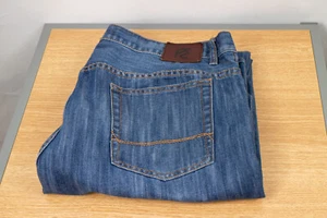 Perry Ellis Straight 38 X 32 Men’s Denim Jeans Medium Wash Zip Fly - Picture 1 of 8
