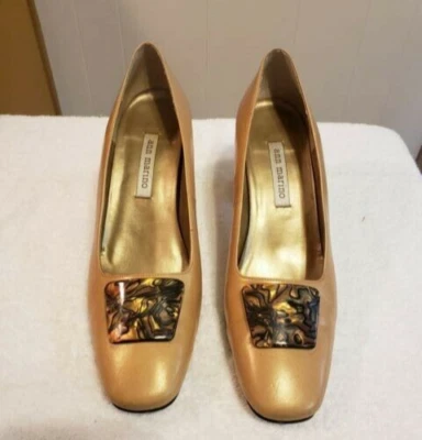 Zapatos de salón Ann Marino para mujer color tostado miel piel de niño talla 8M Foto 1 de 4