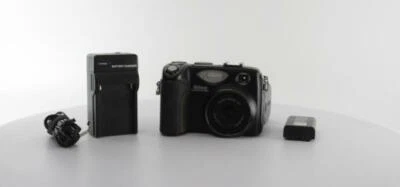 Nikon Coolpix 5400 5.1 MP Digital Camera - 4x Optical Zoom - Grade A (25513) - Image 1 of 2