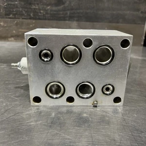 SUN HYDRAULICS HBP 9LR7 Used Surplus - Picture 1 of 7