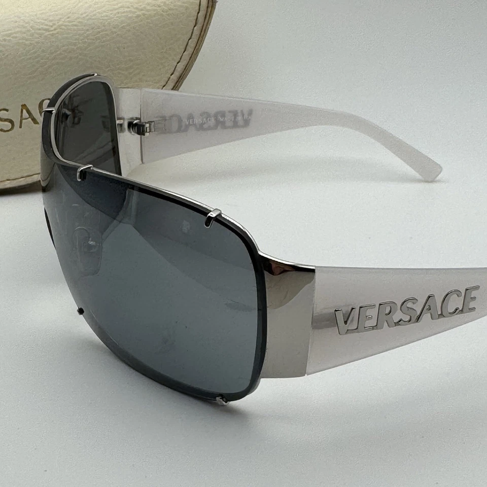 Gafas de sol Versace VE2140B 1000/6G Shield blancas plateadas envolventes con estuche usado Foto 1 de 4
