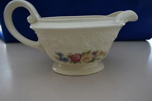 Vintage Homer Laughlin Eggshell Theme Creamer - Homer Laughlin B47N5 - Picture 1 of 4
