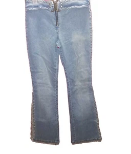 Younique Boot Cut Jeans mit gehäkelten Knöcheln Damengröße 5 - Bild 1 von 3