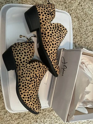 NUEVO EN CAJA Botín J. Adams Animal Print, Cremallera Trasera, Talla 5.5 Foto 1 de 4