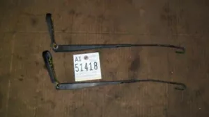Par de brazos limpiaparabrisas para Jeep Cherokee 2004 - Imagen 1 de 1