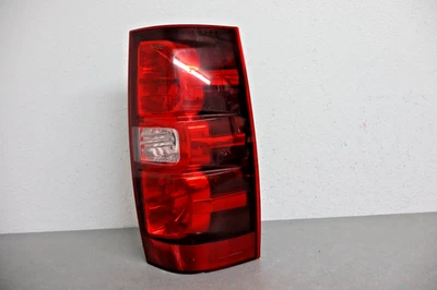 2007 2014 CHEVROLET TAHOE ПРИГОРОД БОКОВОЙ ЗАДНИЙ ФОНАРЬ OEM - Изображение 1 из 4