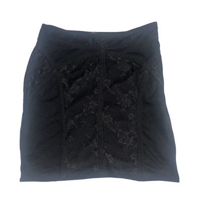 Minifalda lápiz de encaje negra elástica Free People para mujer talla S pequeña Foto 1 de 4