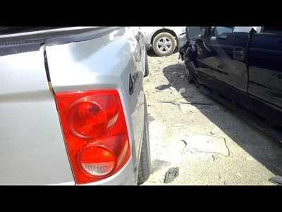 Conjunto de luz trasera derecha usado se adapta a: Dodge Dakota 2007 grado derecho A Foto 1 de 4