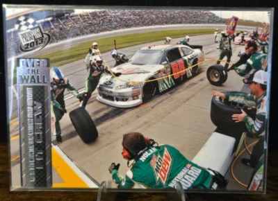 Press Pass - 2013 - Diet MTN Dew/ National Guard - #68 NASCAR - Pit Crew - Card - Image 1 of 2
