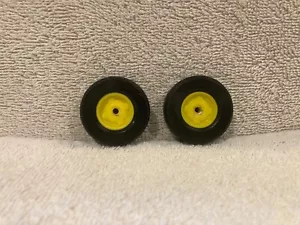 original rear wheels for ERTL 1/16 John Deere garden tractor - Picture 1 of 3
