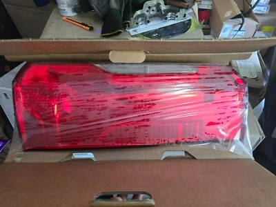 OEM Tail Lamp For Mercedes-Benz Sprinter 1500, 2500, 3500 A-910-820-03-00 - Image 1 of 3