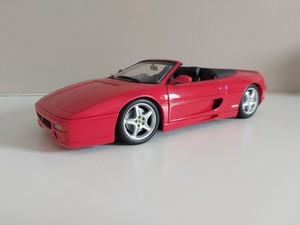 UT MODELS 1/18 - Ferrari F355 Berlinetta Rouge EUR 68,00 - FR